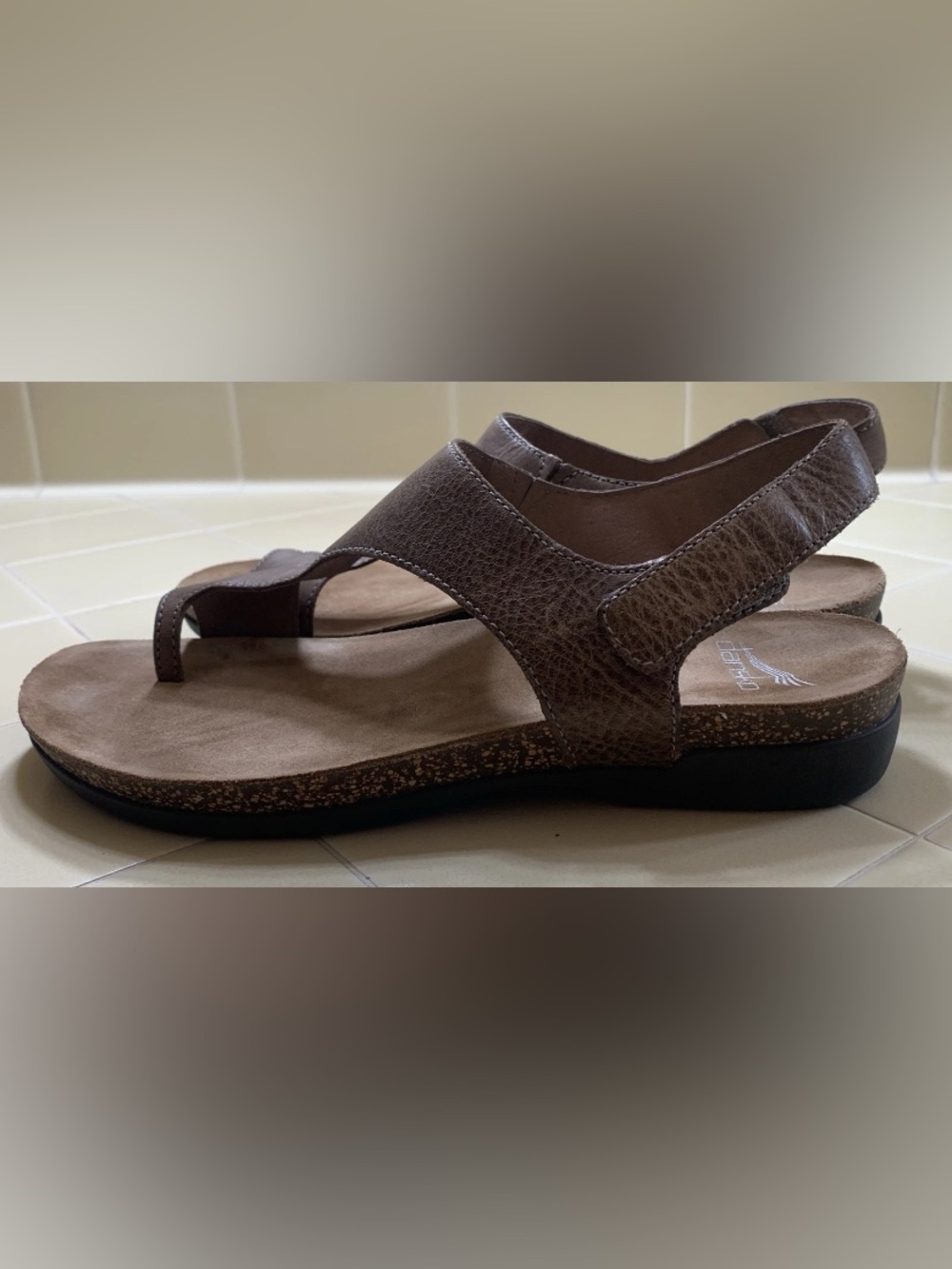 Dansko Reece EU 37 Brown Leather Toe Loop Sandals Adjustable Slingback US 6.5-7